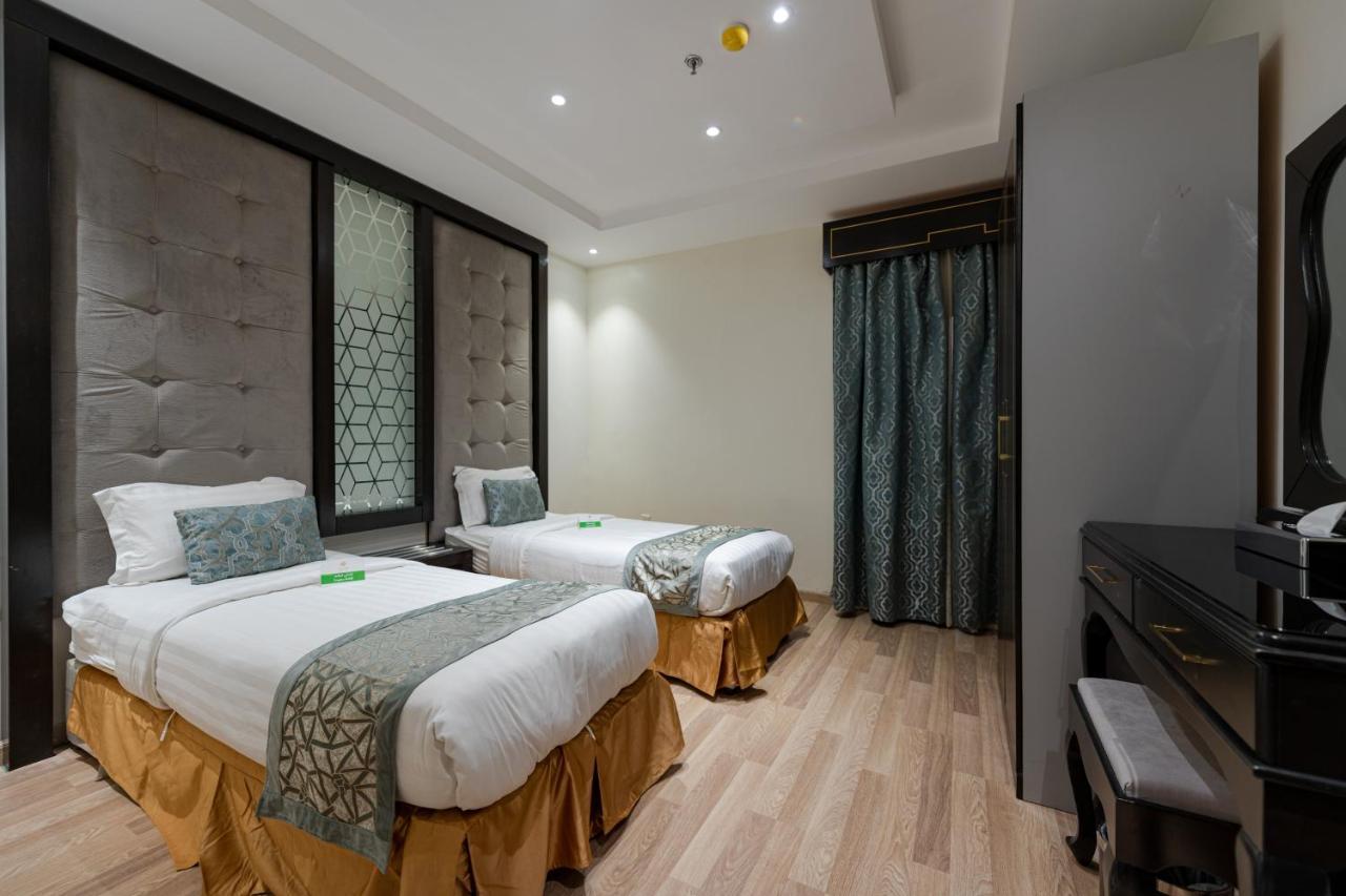 Holiday Plus - Al Nuzha Jeddah Bagian luar foto